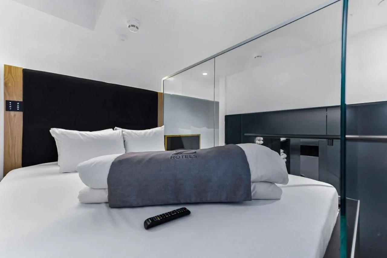 Z Inside Family room ( without a window )